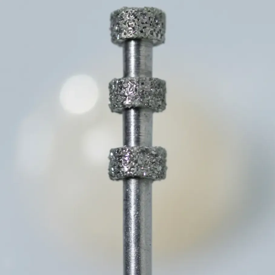 piedra diamantada triple rueda